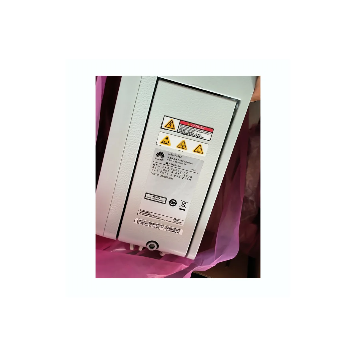Huawei RRU5235E 02312JHJ WD5MZAAR4CBN For Multi-Mode 2515MHz~2675MHz 2*15W
