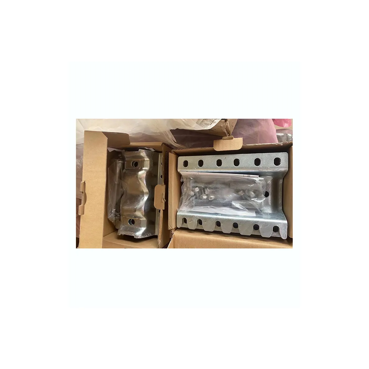 Ericsson Aluminium Alloy Universal RRU Mounting Bracket SXK1091973/1 SXK1091973/2 Brand New For 2229 2228 8808 62B40A 2216 2219