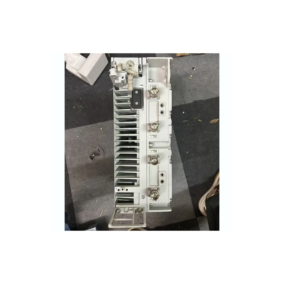 Huawei RRU5509t 02312GEB WD5M05509TGB 2T4R Telecom Equipment