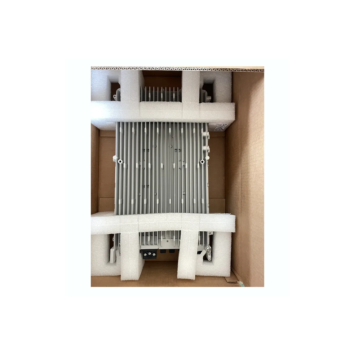 Original Package NSN FHEL 473475A Nokia FHEL Airscale RRH 2T2R B3 120W Base Station Equipment for LTE RRU In Stock
