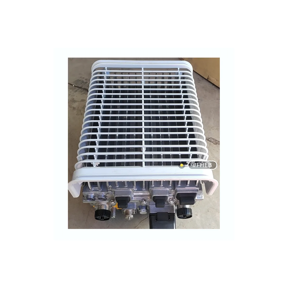 Original Package NSN FHEB Flexi RRH 2 x 60W TX 1800 NOKIA Base Station Flexi RRU FHEB 472650A New and Used