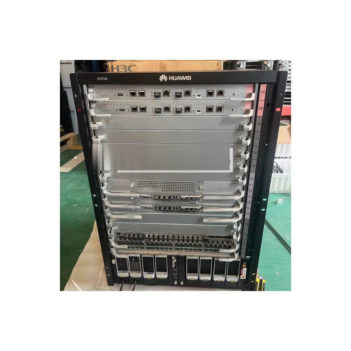 CE16804A-D2E-B02 02355FEV Huawei CloudEngine 16800