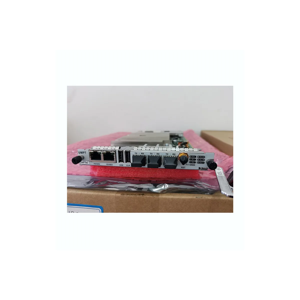 Original Huawei UMPTe2 03057252 Universal Main Processing and Transmission Unit In Stock