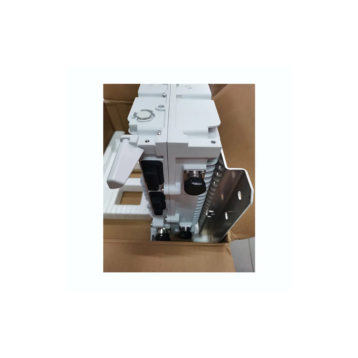 Original Nokia AirScale RRH 2T2R B40 120w AZND 474348A