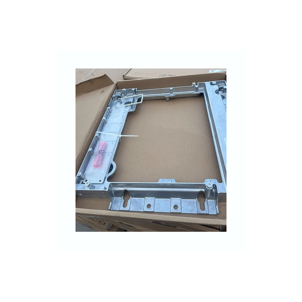 Nokia FMFA 470149A RRU Base Bracket Mounting Kit For Flexi MCPA LTE RRU FSME FSMF FMFA FOSC FXDA FXDB FXEB FPFD FTIF FRGT