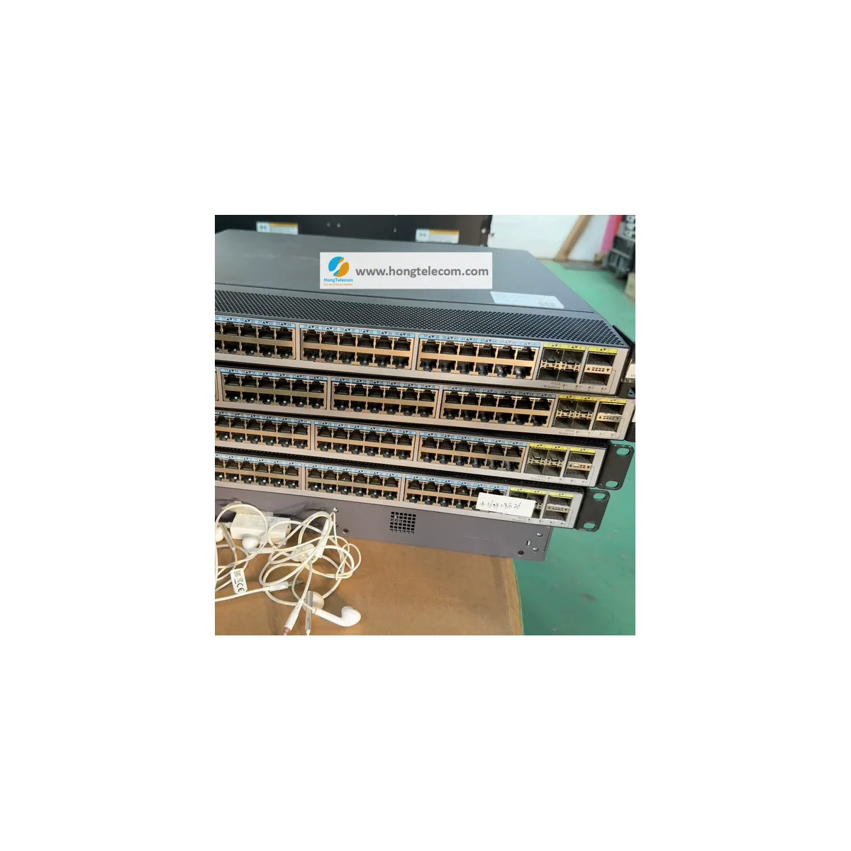 XH9210-32DQ 02355YST Huawei XH 9000 switch