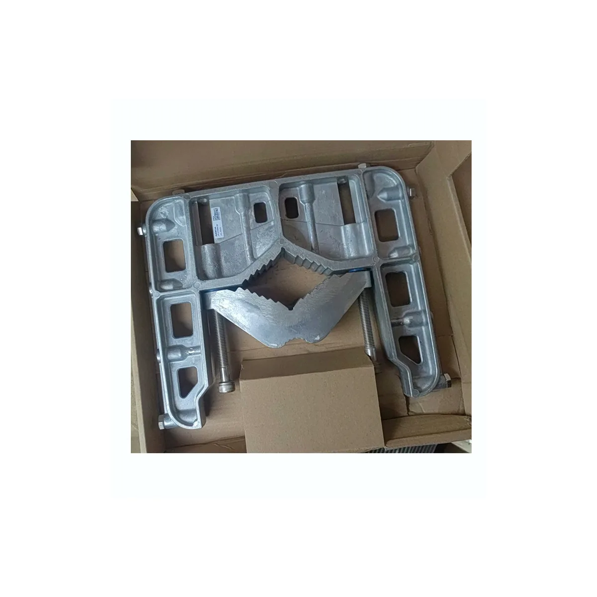 New original packaging NSN FPKA 471649A Flexi Pole Kit for RRU Nokia Accessories Mounting Kit